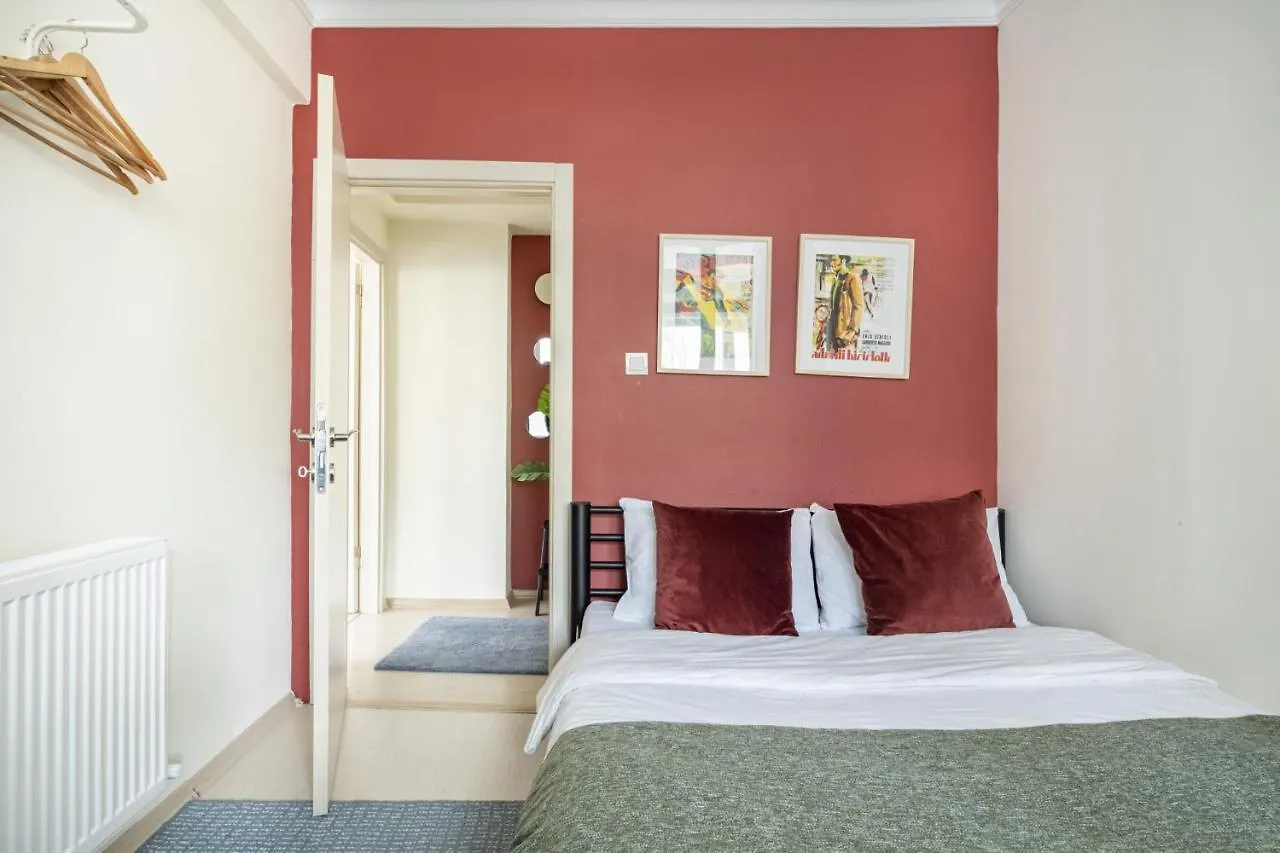 Modern Flat With Balcony On Bagdat Street Apartment Istanbul 0*,  Turcia